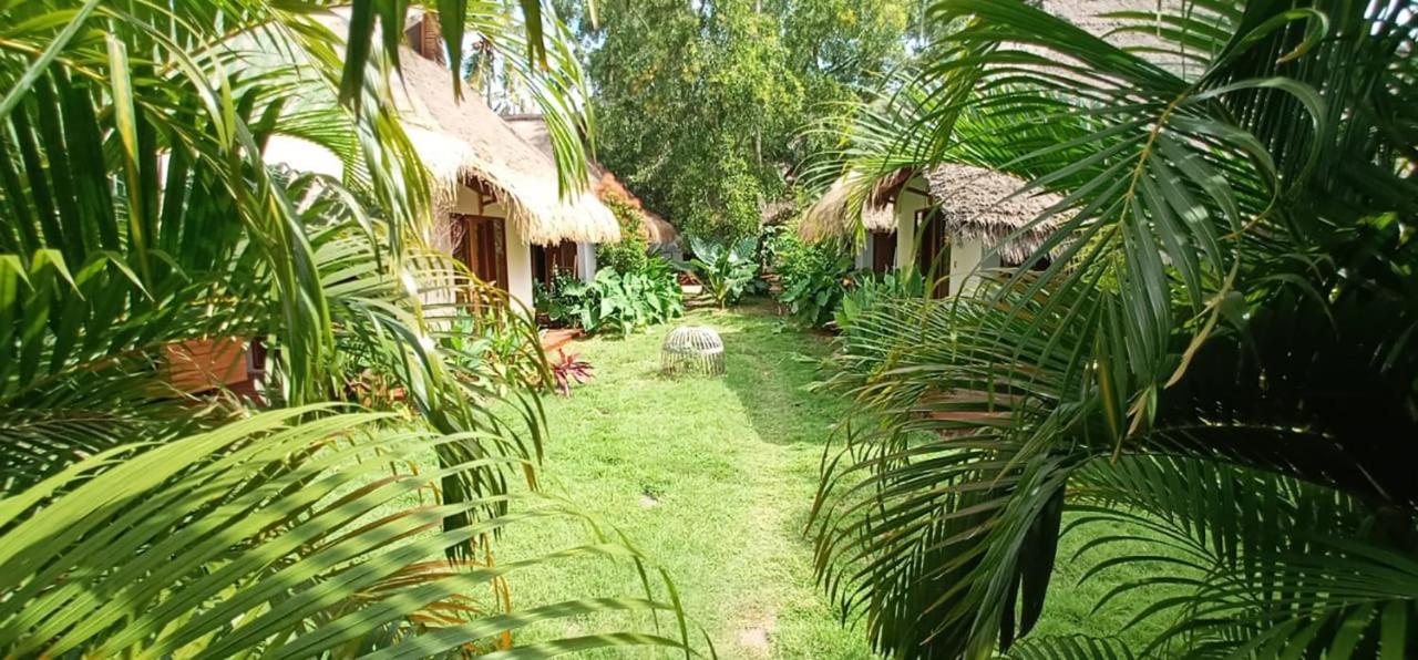 Nanas Homestay Bungalow Gili Air Exterior foto